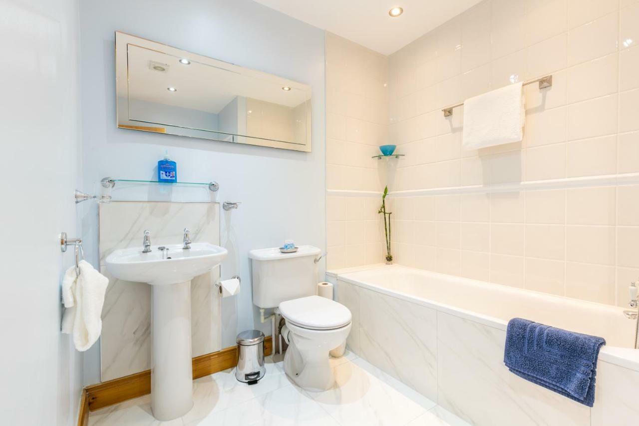 Titanic View Luxury Apartment Belfast Buitenkant foto
