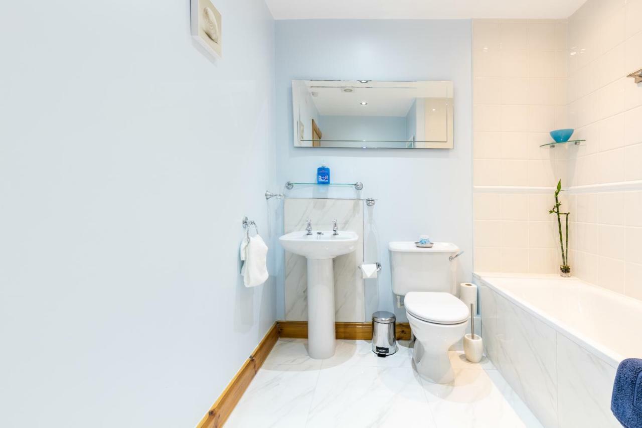 Titanic View Luxury Apartment Belfast Buitenkant foto